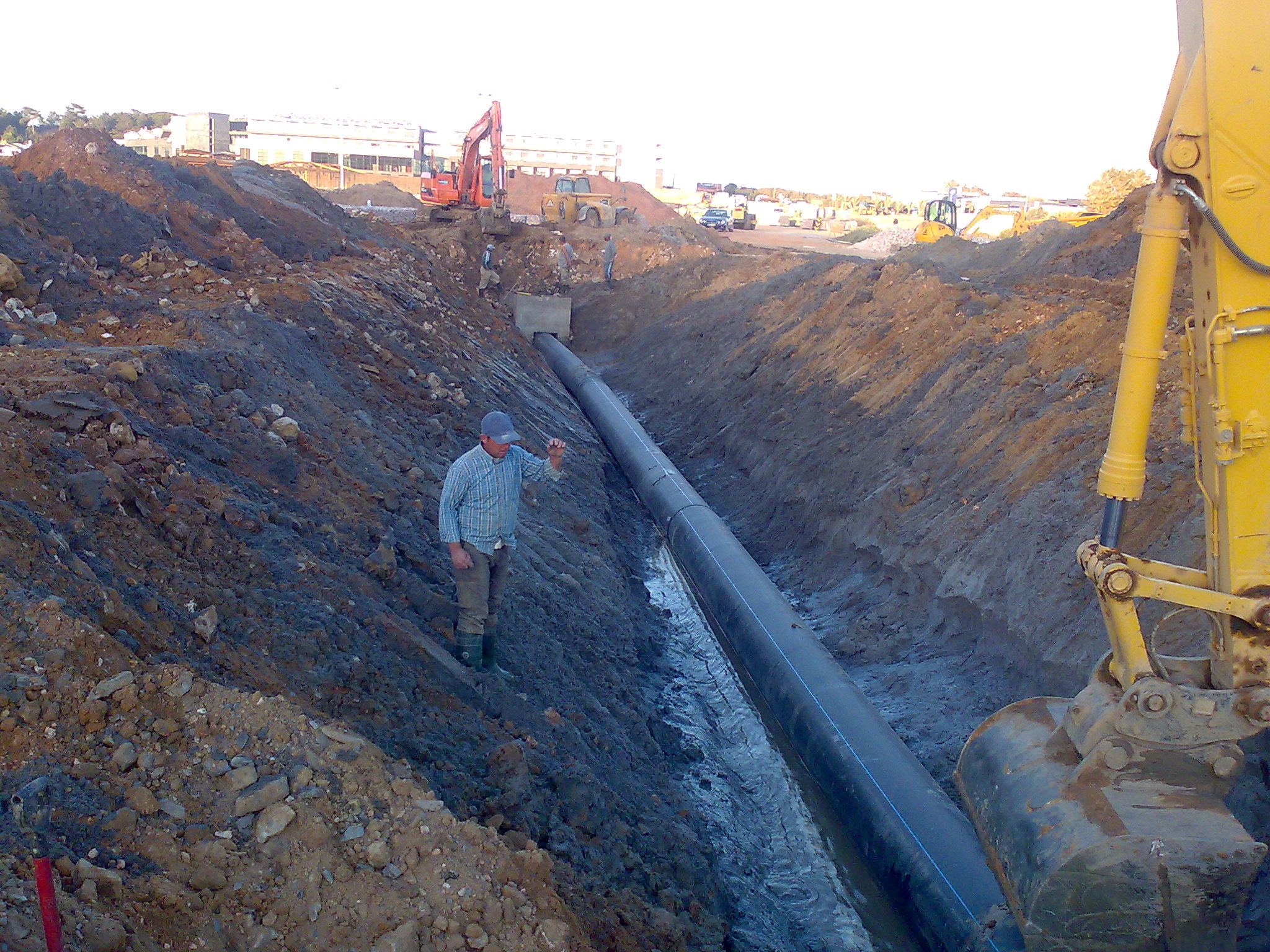 Saneamento 1 Conduta elevatória - meia praia - lagos